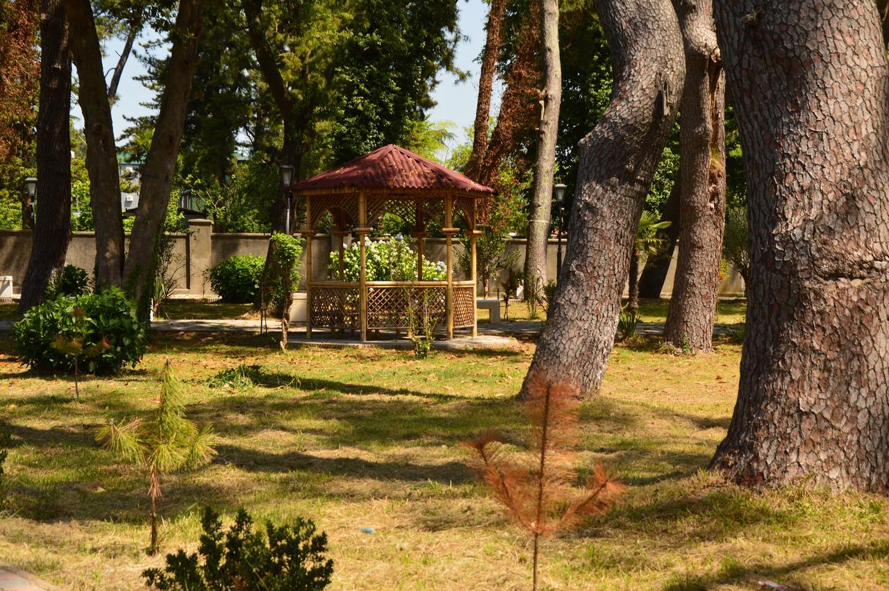 Kobuleti Pines Resort エクステリア 写真